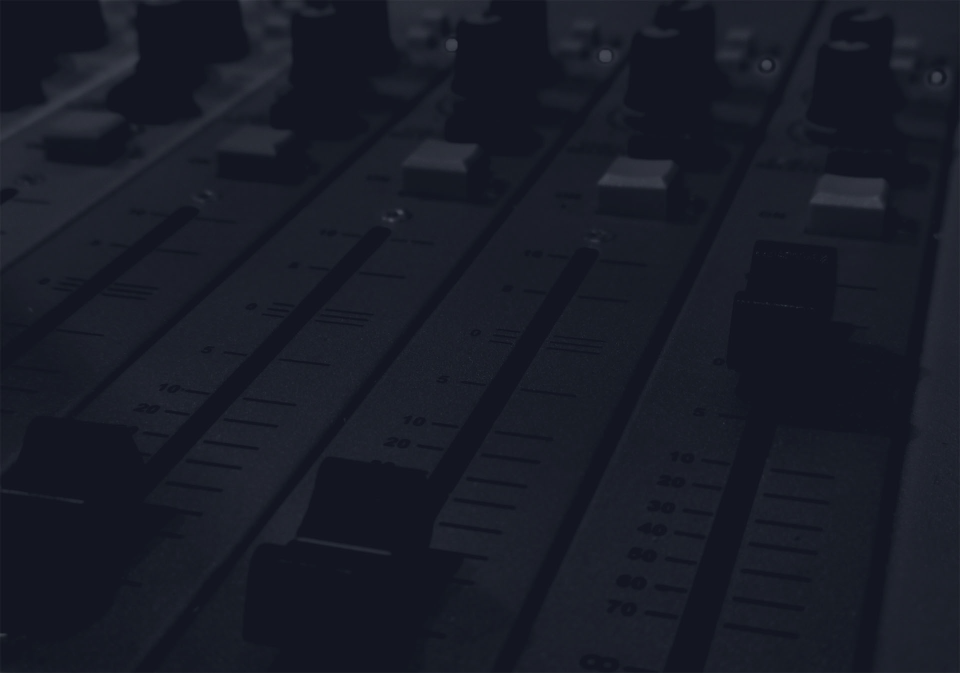 Radio Skye is a small commercial radio station that broadcasts across Skye and Lochalsh 